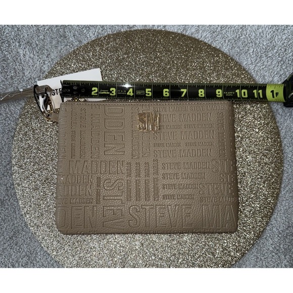 Steve Madden Embossed Logo Handle Wallet 8" x 4" AND Wristlet 9.5" x 7" Sand - Picture 12 of 15